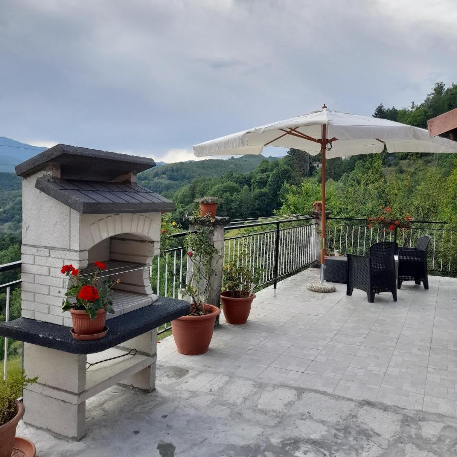 Agriturismo Merlotta Villa Varese Ligure Exterior foto